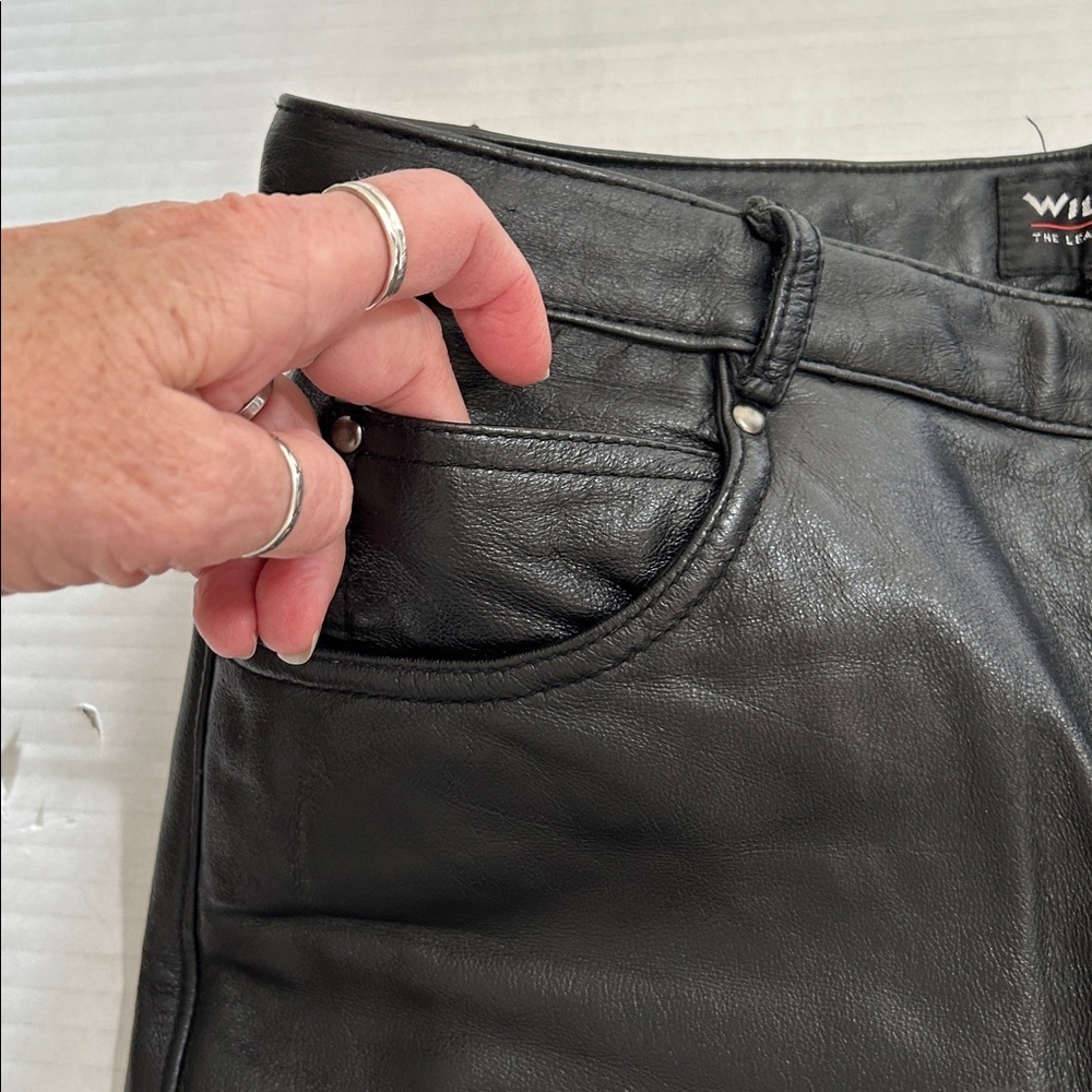 WILSONS BLACK SOFT LEATHER STRAIGHT LEG WOMENS LINED CLASSIC PANTS SZ 6 - Picture 10 of 13